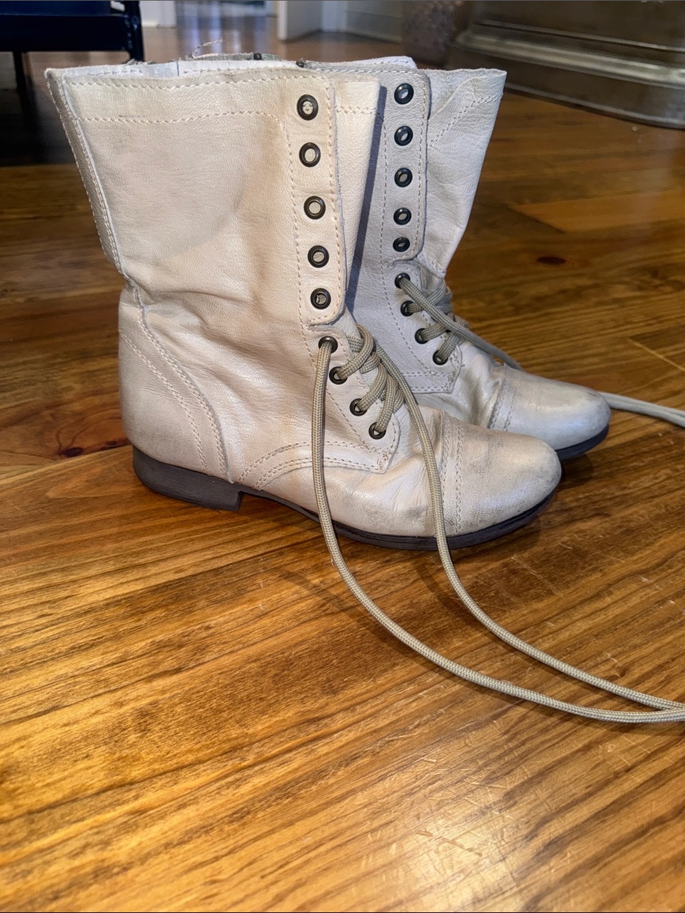 Steve Madden Women's Lace-Up Combat Boots in Light Beige